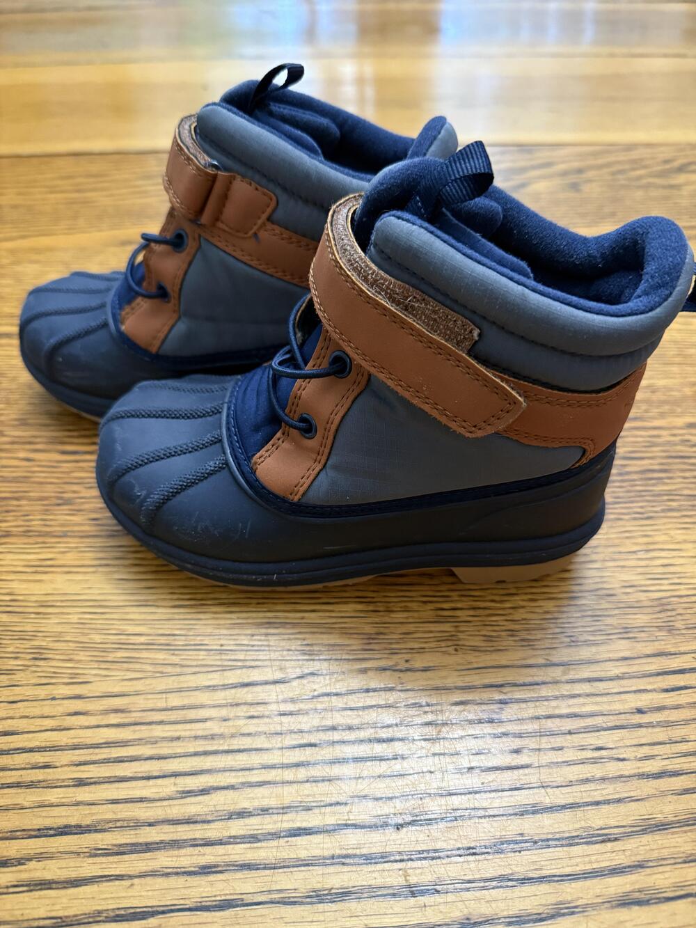 The Childrens Place Boots Shoes Youth Size 10 Navy Brown Winter Snow Waterproof